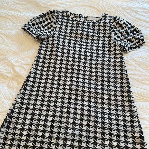 Girls Zara Dress - Picture 2 of 9